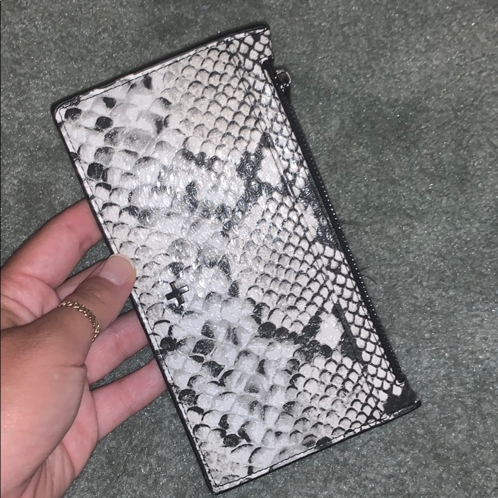 White fox boutique wallet